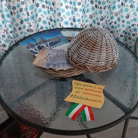 B&B L'Arte E Di Casa Mirano Bagian luar foto